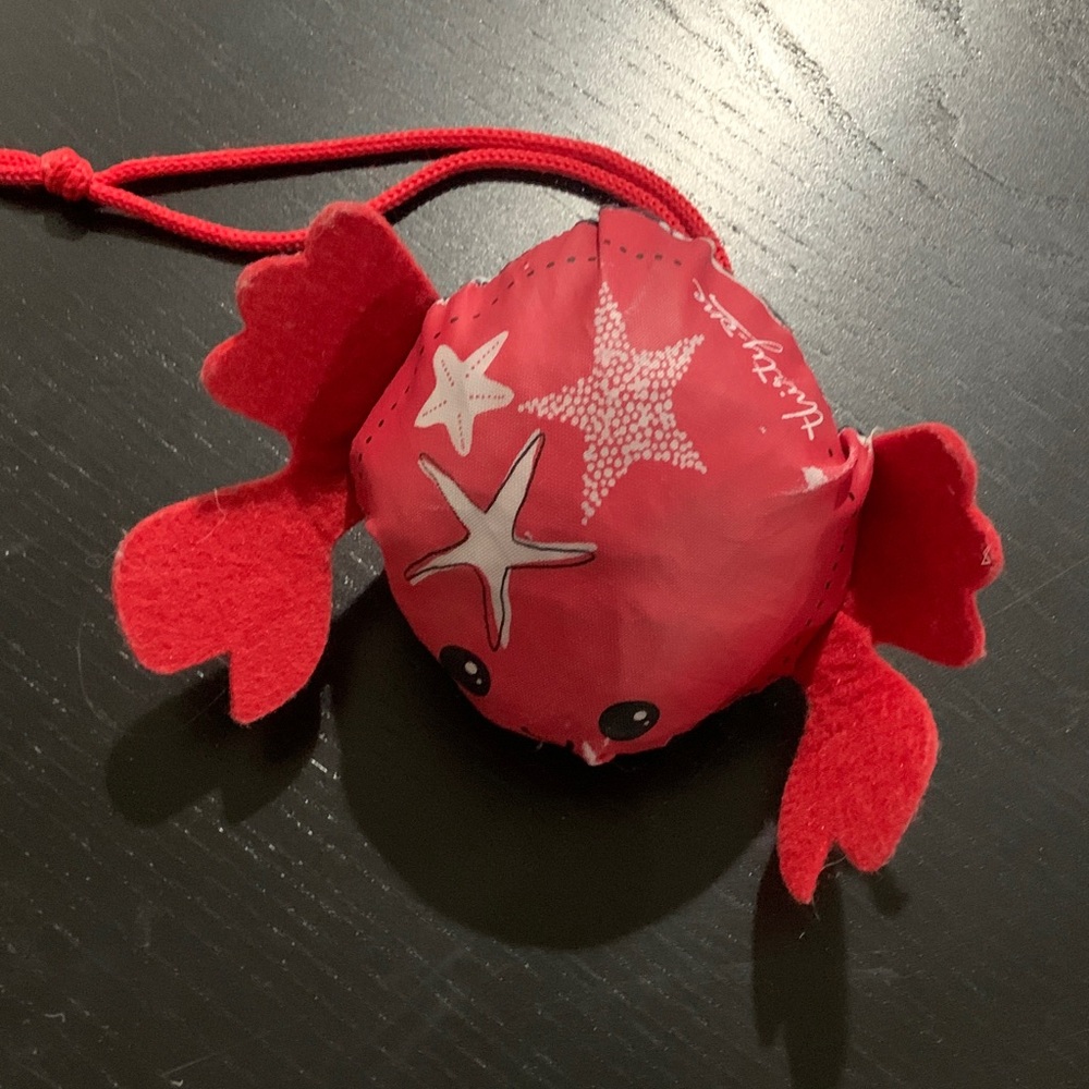 Thirty-One Red Crab foldaway tote